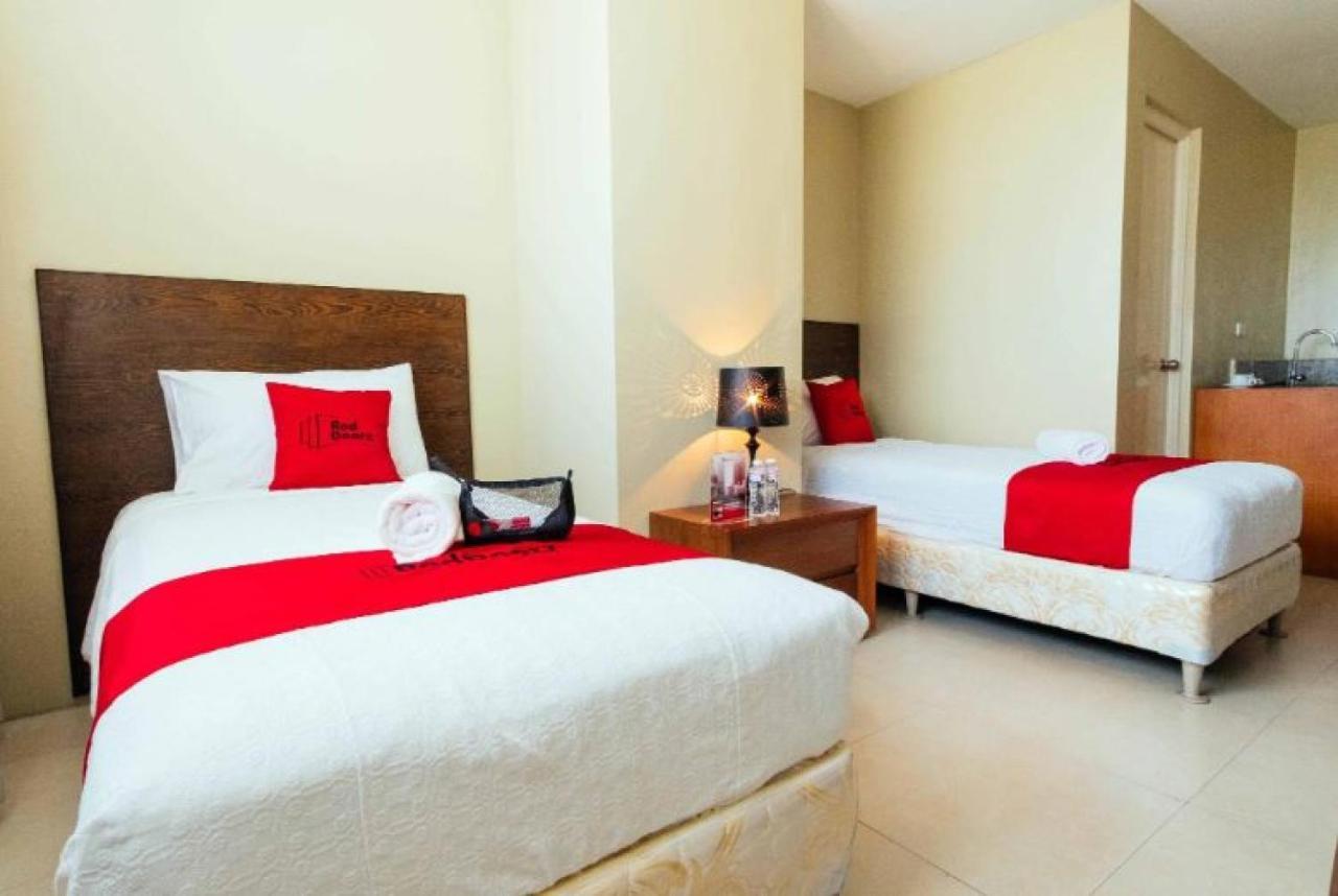 RedDoorz near Osmena Highway Weekly Stay Makati City Exterior foto