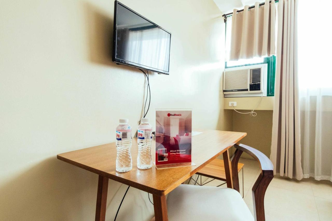 RedDoorz near Osmena Highway Weekly Stay Makati City Exterior foto