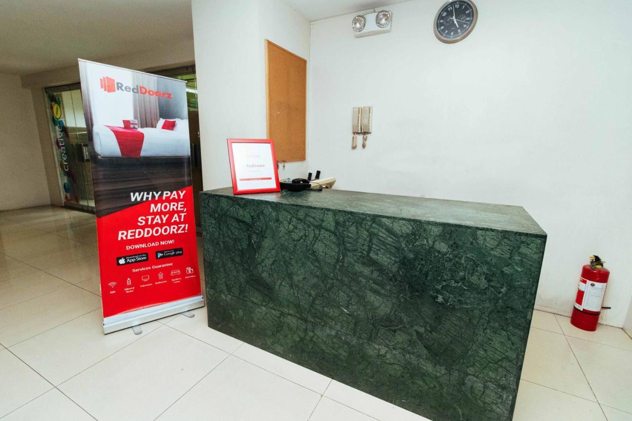 RedDoorz near Osmena Highway Weekly Stay Makati City Exterior foto
