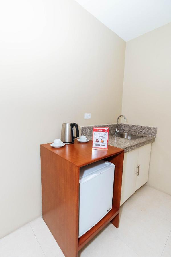 RedDoorz near Osmena Highway Weekly Stay Makati City Exterior foto